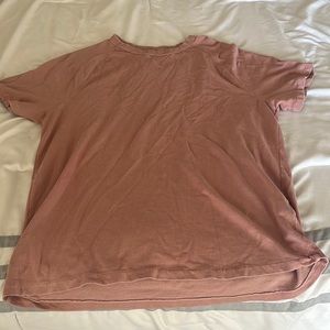 2 old navy xl tshirt sweater